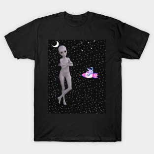 Alien in sky T-Shirt